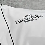 Famous Crows بيت ضيافة
