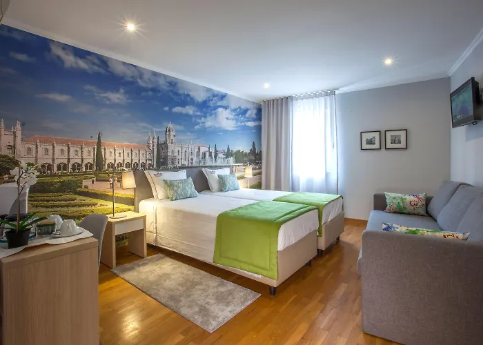 Famous Crows 게스트하우스 리스본