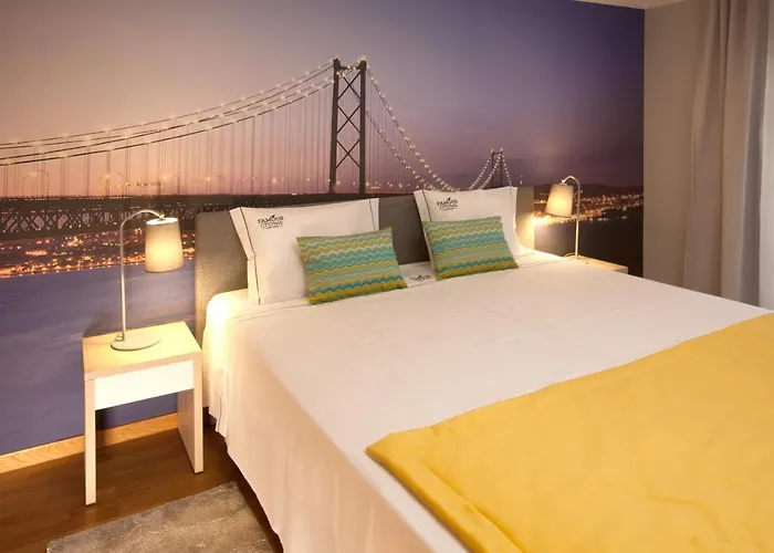 Famous Crows 4* 리스본