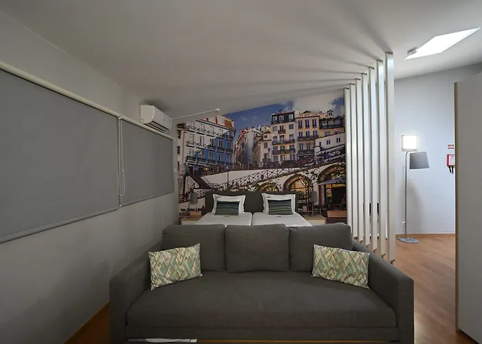 Gasthof Famous Crows Lissabon