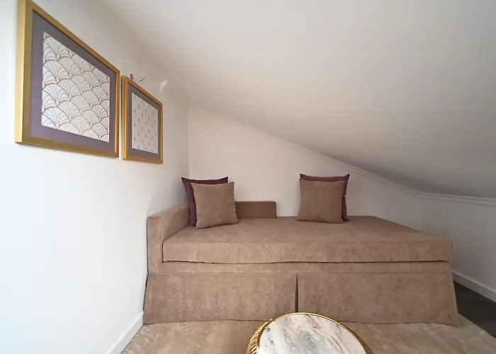 Famous Crows Gasthof