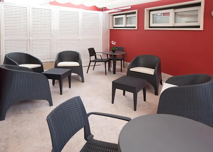 Gasthof Famous Crows 4*