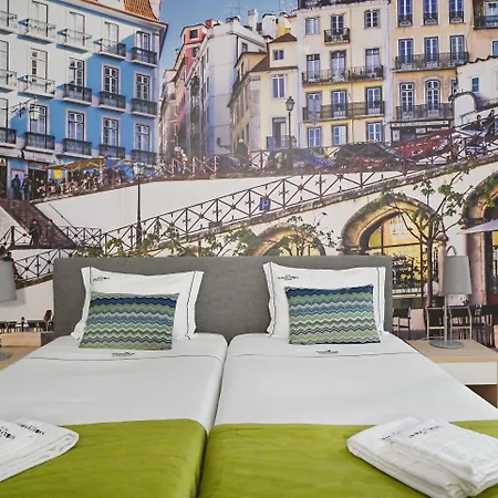 Famous Crows 4* Lisbona