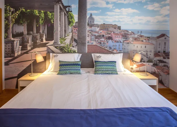 Famous Crows Pensión Lisboa